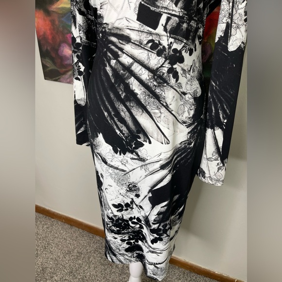 Preen By Thornton Bregazzi Black and White Floral Print Dress
Sz S Goth Designer - Picture 4 of 12